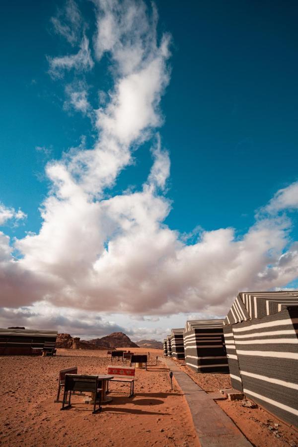 Stars Life Camp-Tour Hotel Wadi Rum Esterno foto