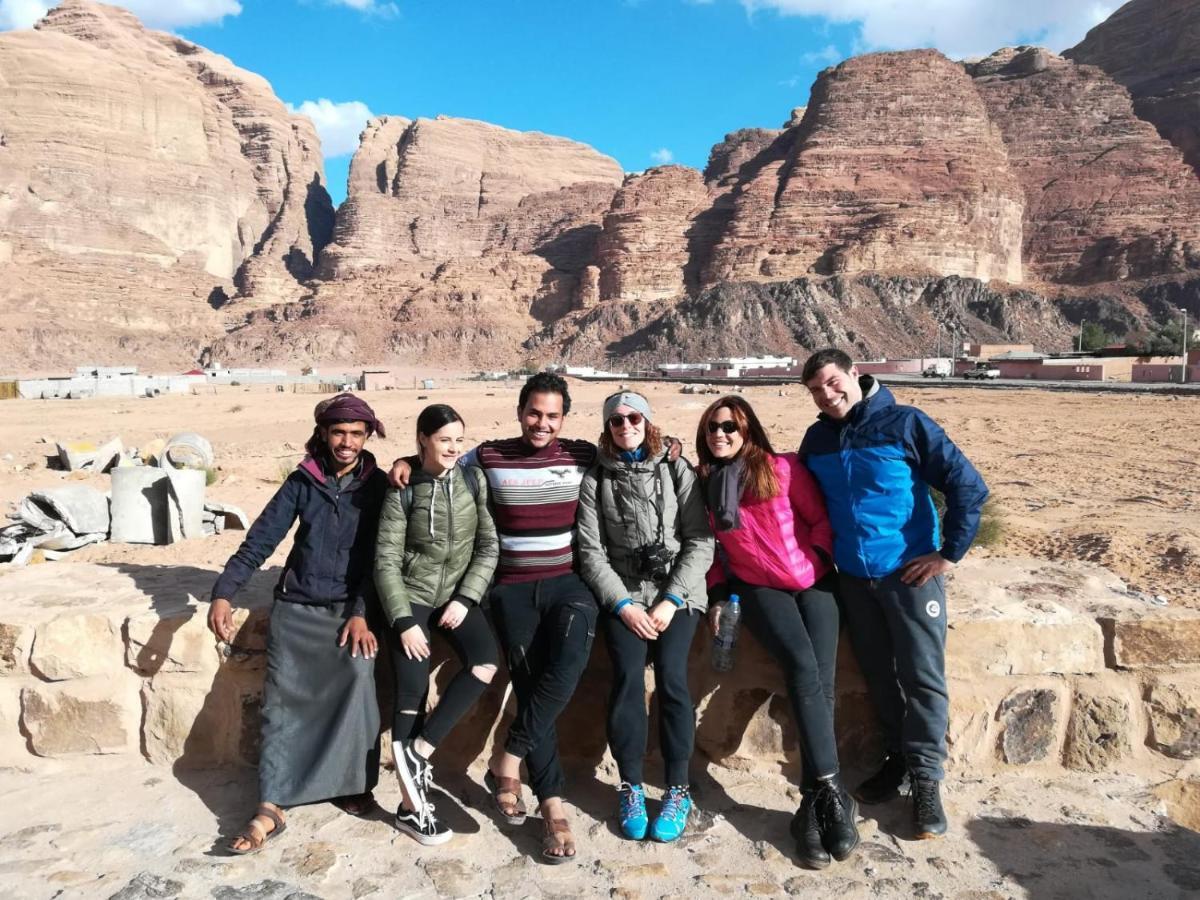 Stars Life Camp-Tour Hotel Wadi Rum Esterno foto