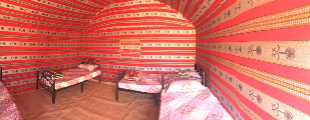 Stars Life Camp-Tour Hotel Wadi Rum Esterno foto