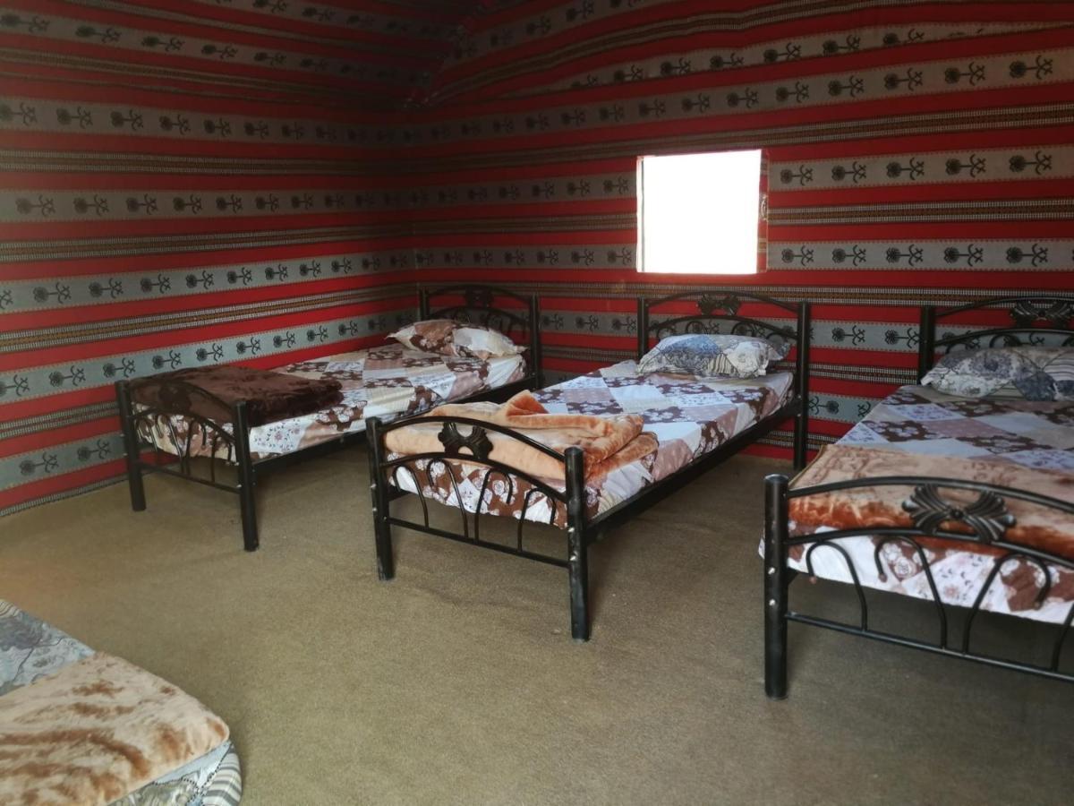 Stars Life Camp-Tour Hotel Wadi Rum Esterno foto