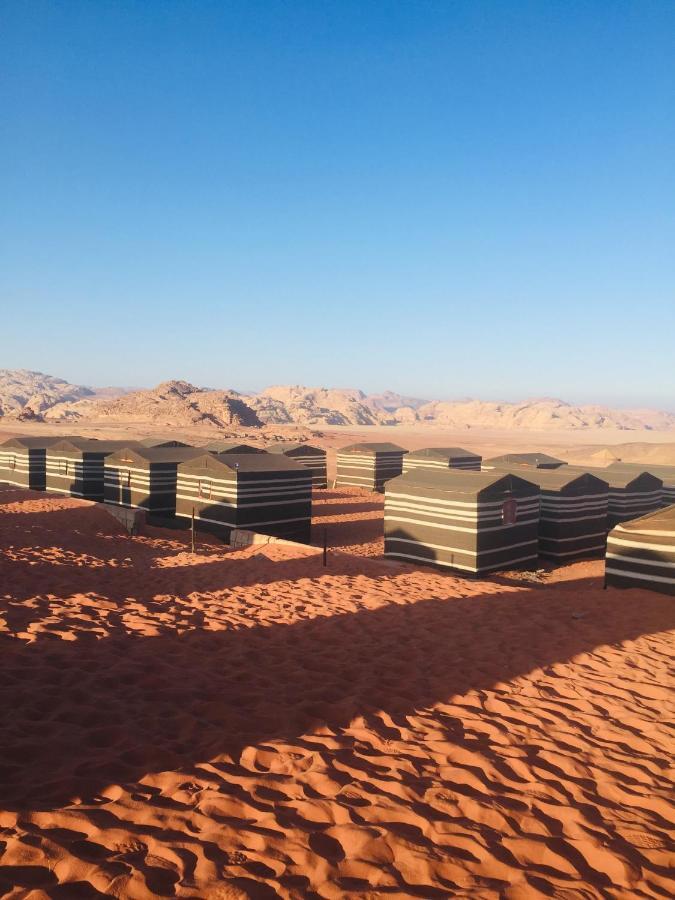 Stars Life Camp-Tour Hotel Wadi Rum Esterno foto