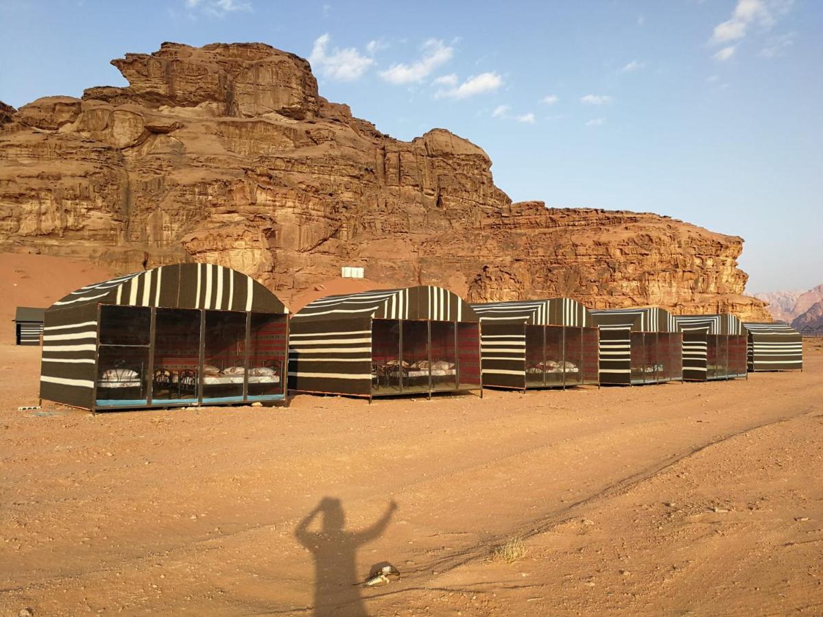 Stars Life Camp-Tour Hotel Wadi Rum Esterno foto